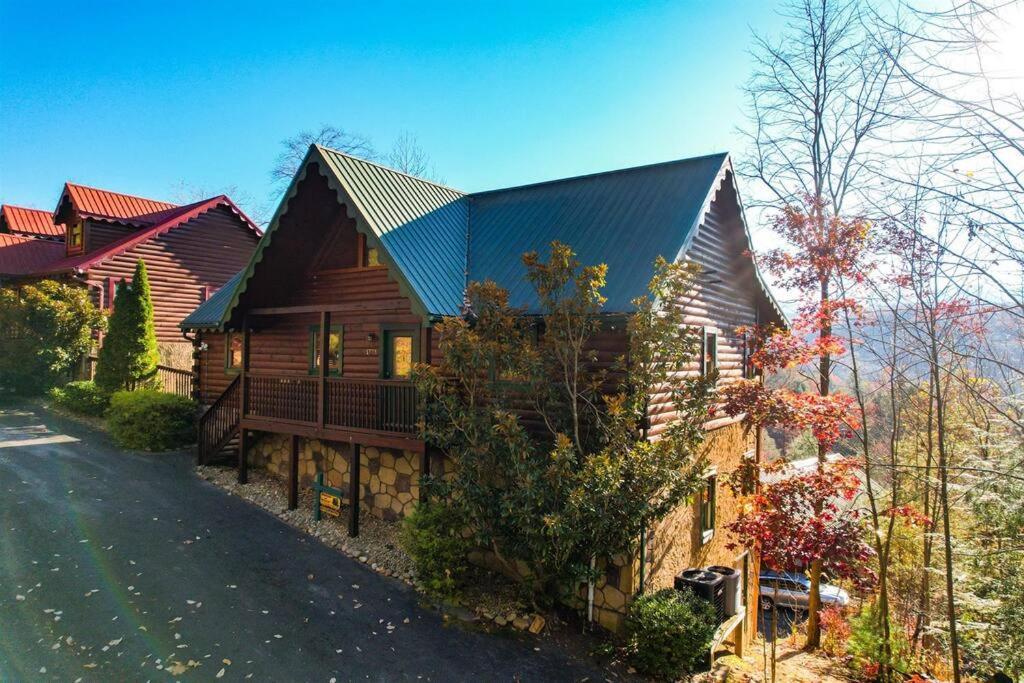 Spacious Smokies Cabin - Hot Tub With Mountain Views Gatlinburg Exterior foto